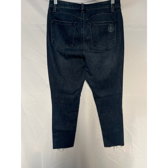 Laurie Felt Black Ankle Cropped Jeans with Stretch - Picture 2 of 5